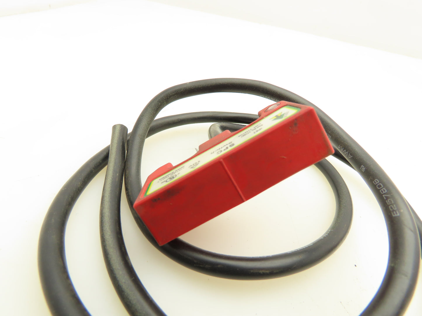 SPC-111007 Non Contact Safety Interlock Switch 0.2A 2 N.O. 1 N.O. Lot Of 2