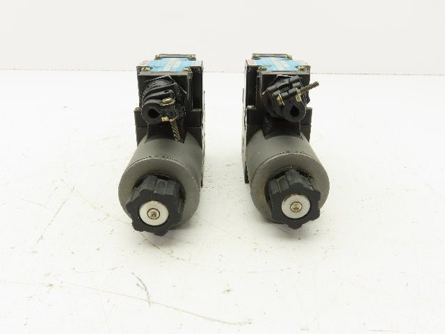 Nachi SL-G01-A3X-R-D2-10 Directional Control Solenoid Valve 24VDC  Lot of 2