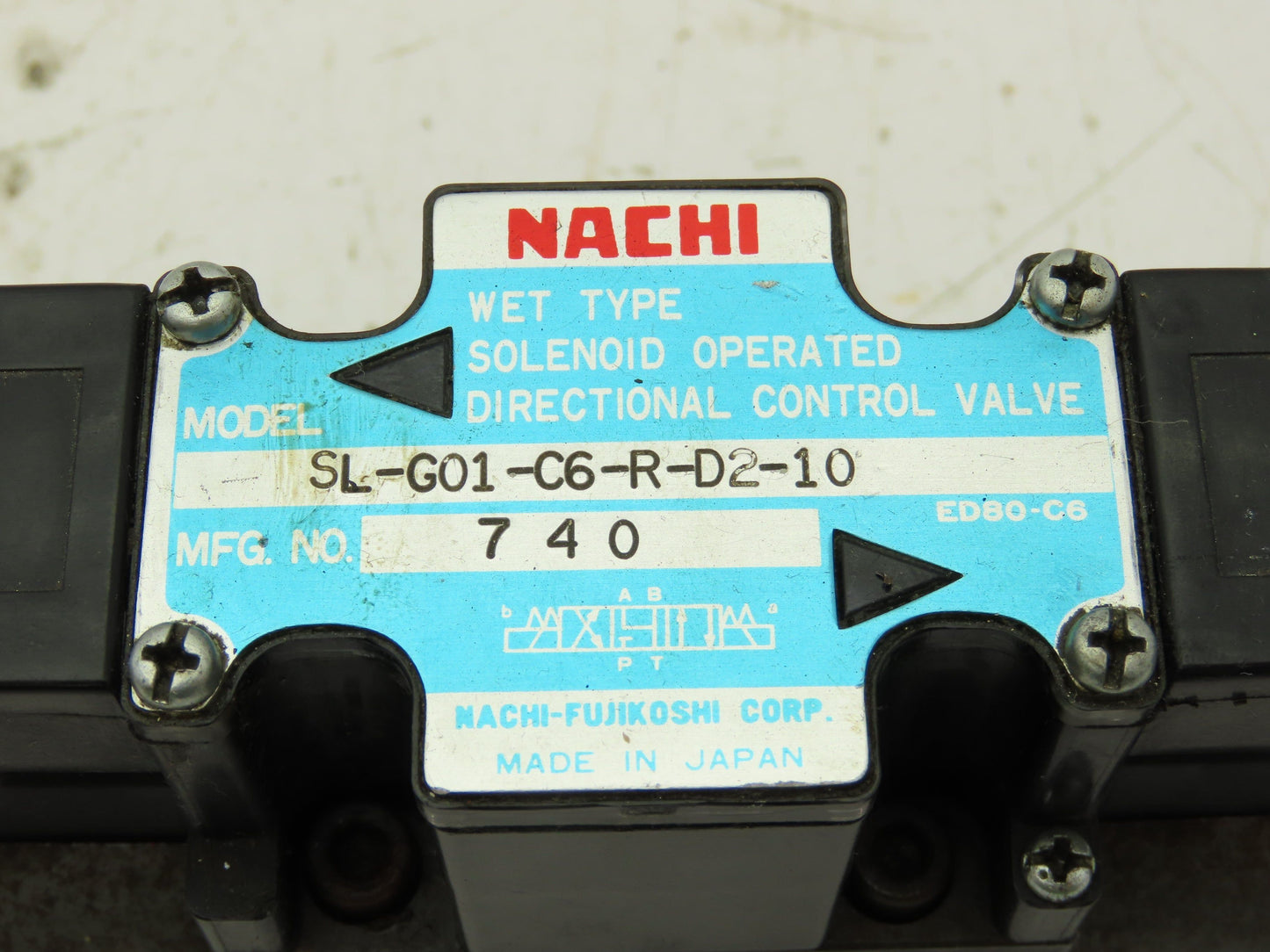 Nachi SL-G01-C6-R-D2-10 Hydraulic Directional Control Solenoid Valve 3-Pos 24VDC