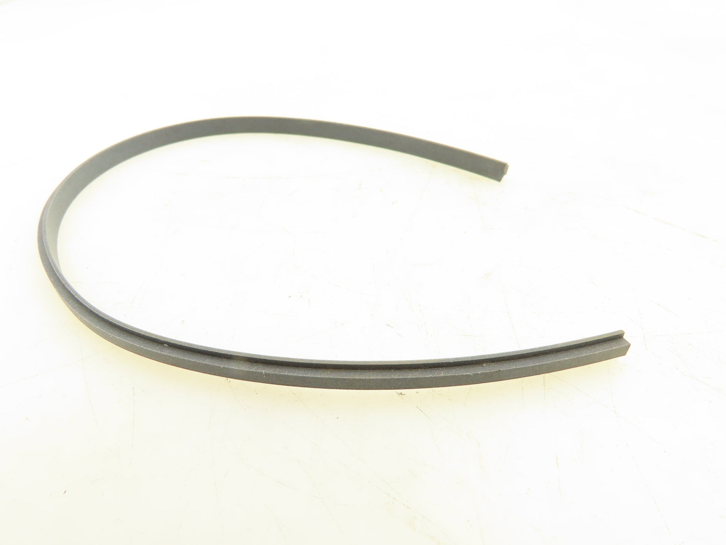 Miller 052-WR005-400-25 Piston Wear Ring T Shape 4" Lot Of 5