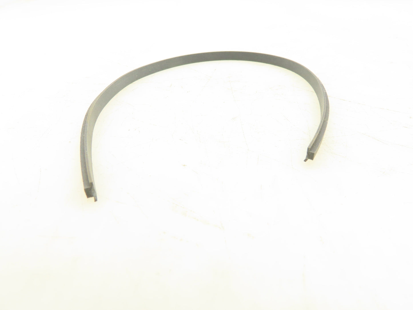 Miller 052-WR005-400-25 Piston Wear Ring T Shape 4" Lot Of 5