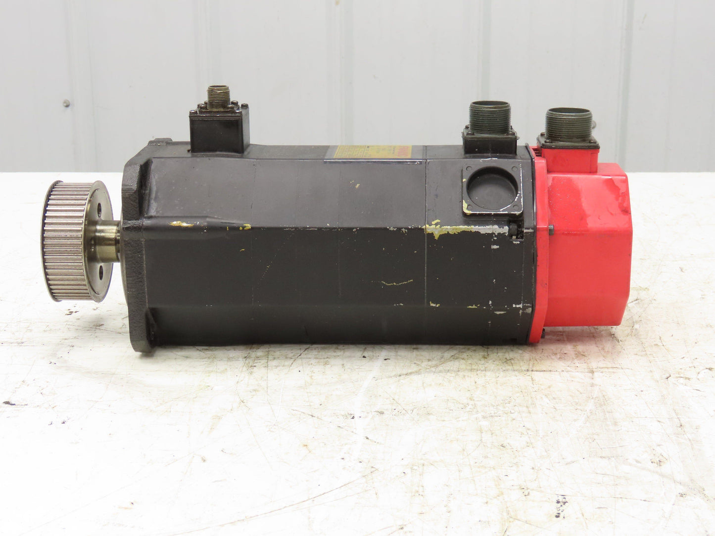 Fanuc A06B-0314-B203 Model 5 AC Servo Motor 126V 2000 RPM Encoder A860-0304-T113