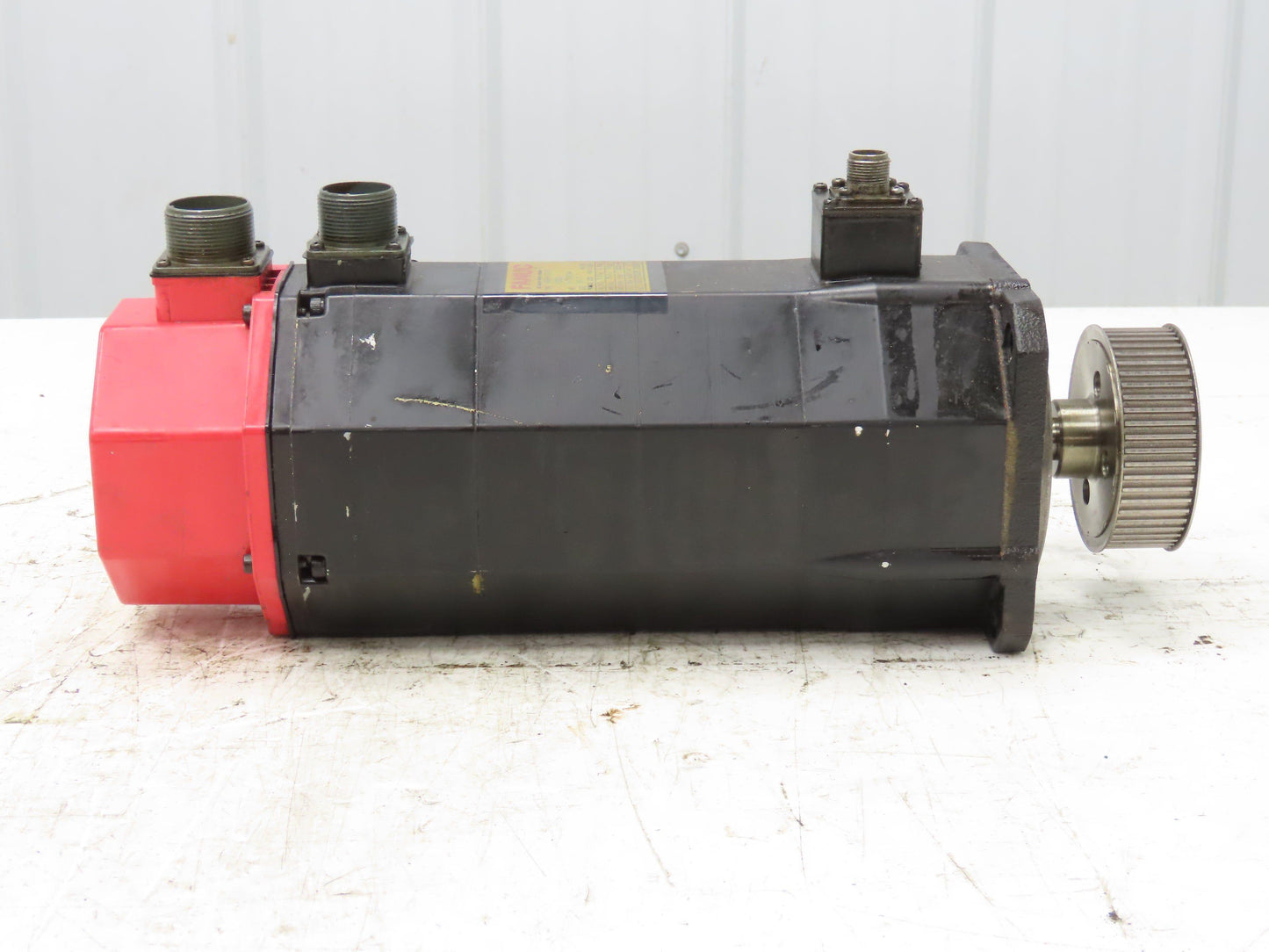 Fanuc A06B-0314-B203 Model 5 AC Servo Motor 126V 2000 RPM Encoder A860-0304-T113