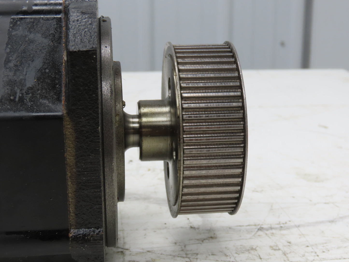 Fanuc A06B-0314-B203 Model 5 AC Servo Motor 126V 2000 RPM Encoder A860-0304-T113