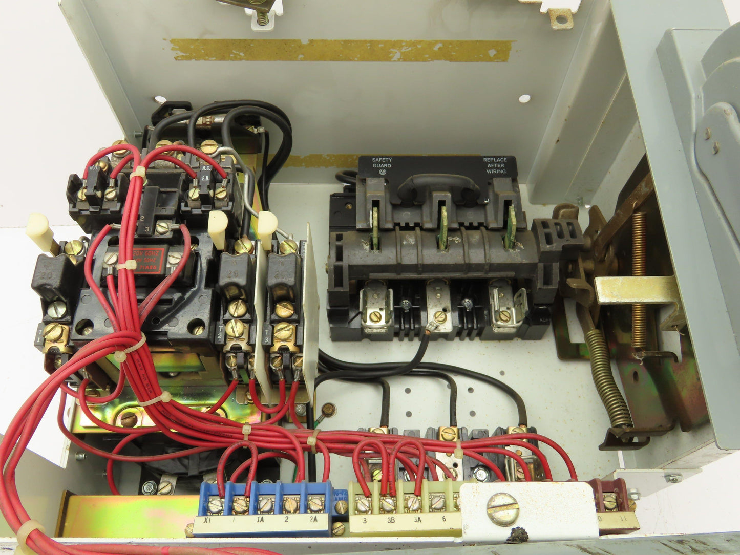 Allen Bradley MCC Bucket Motor Starter Contactor 10HP 480V 110V Coil Size 1