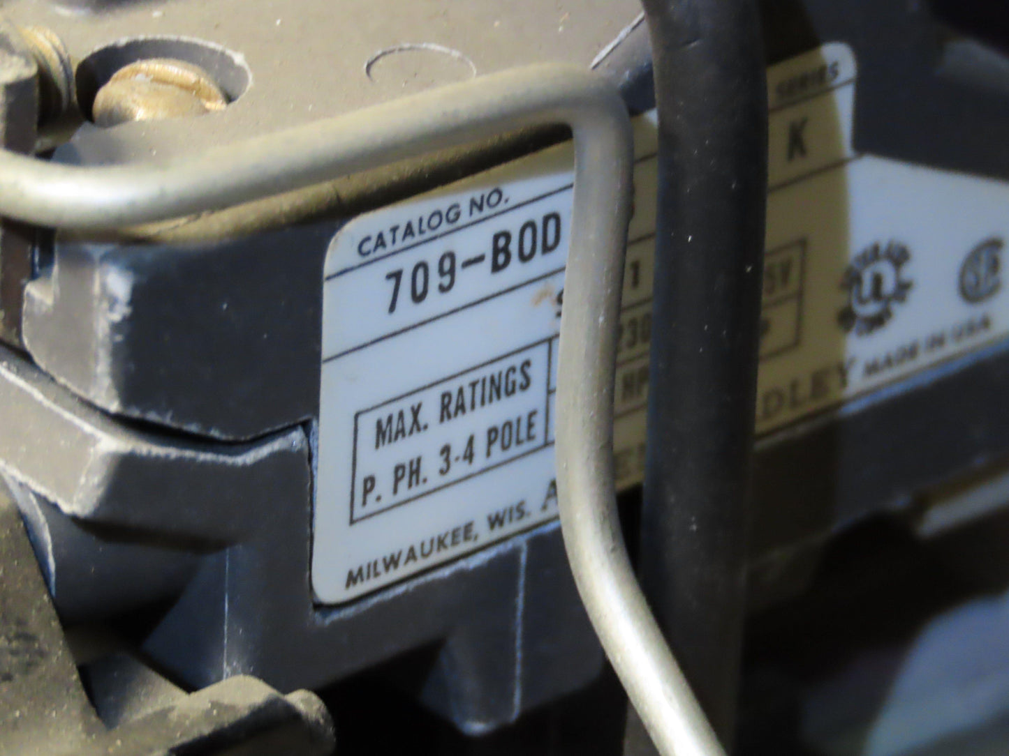 Allen Bradley MCC Bucket Motor Starter Contactor 10HP 600V 110V Coil Size 1