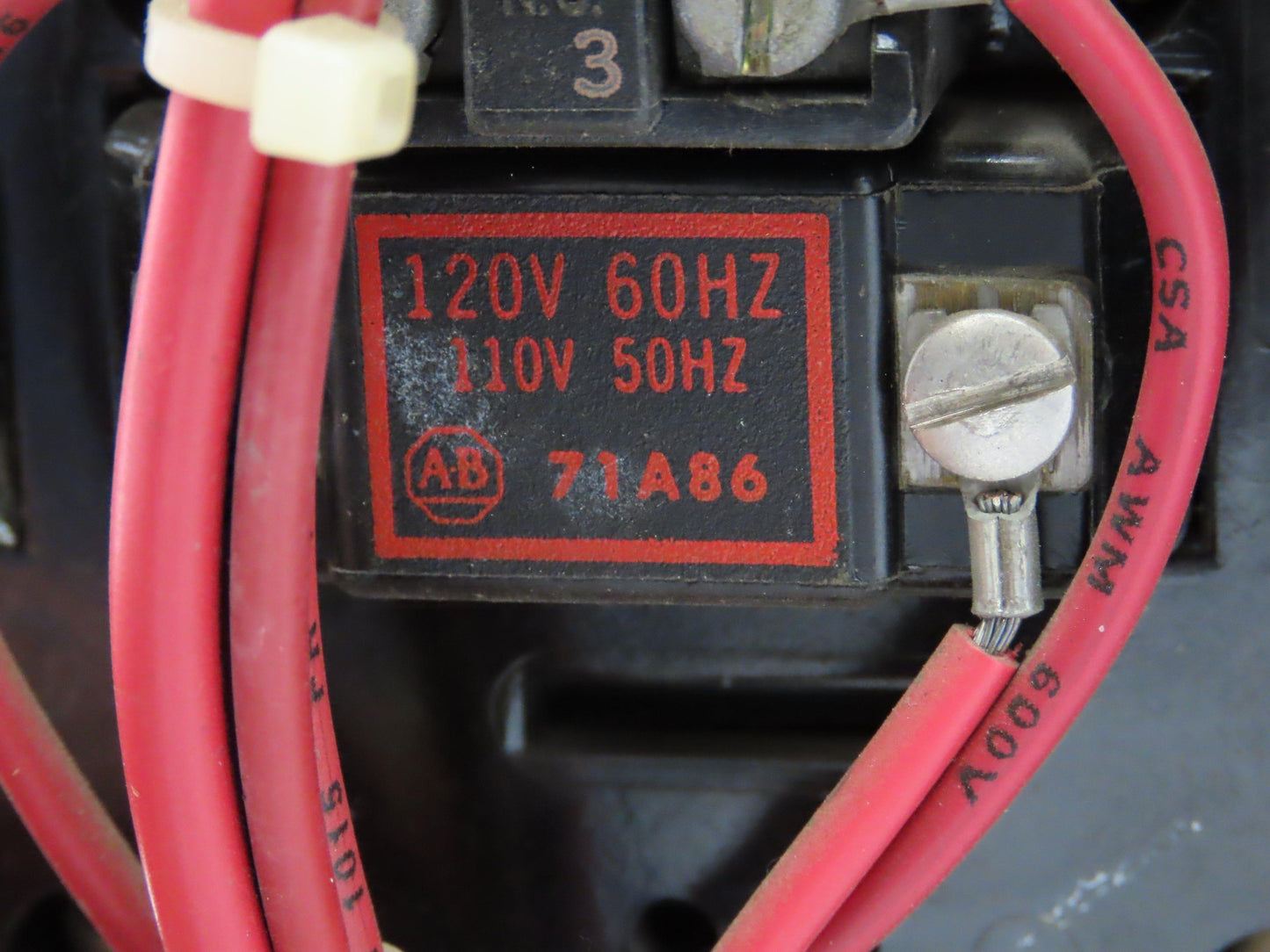 Allen Bradley MCC Bucket Motor Starter Contactor 10HP 480V 110V Coil Size 1