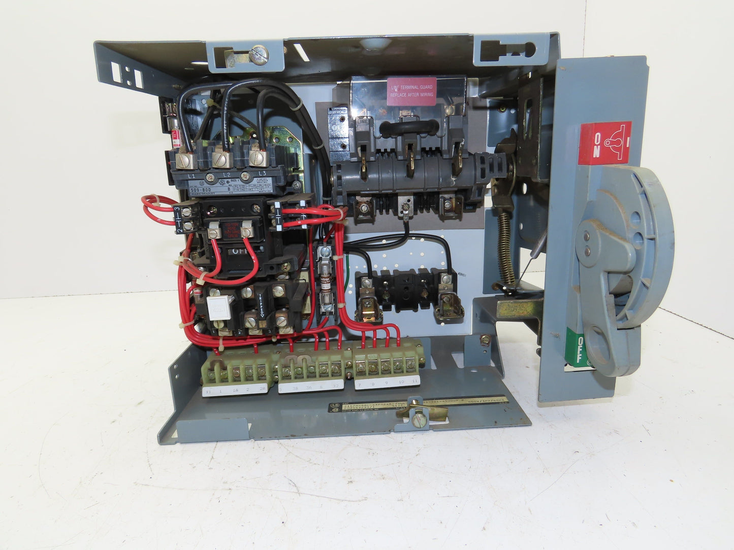 Allen Bradley MCC Bucket Motor Starter Contactor 10HP 600V 110V Coil Size 1