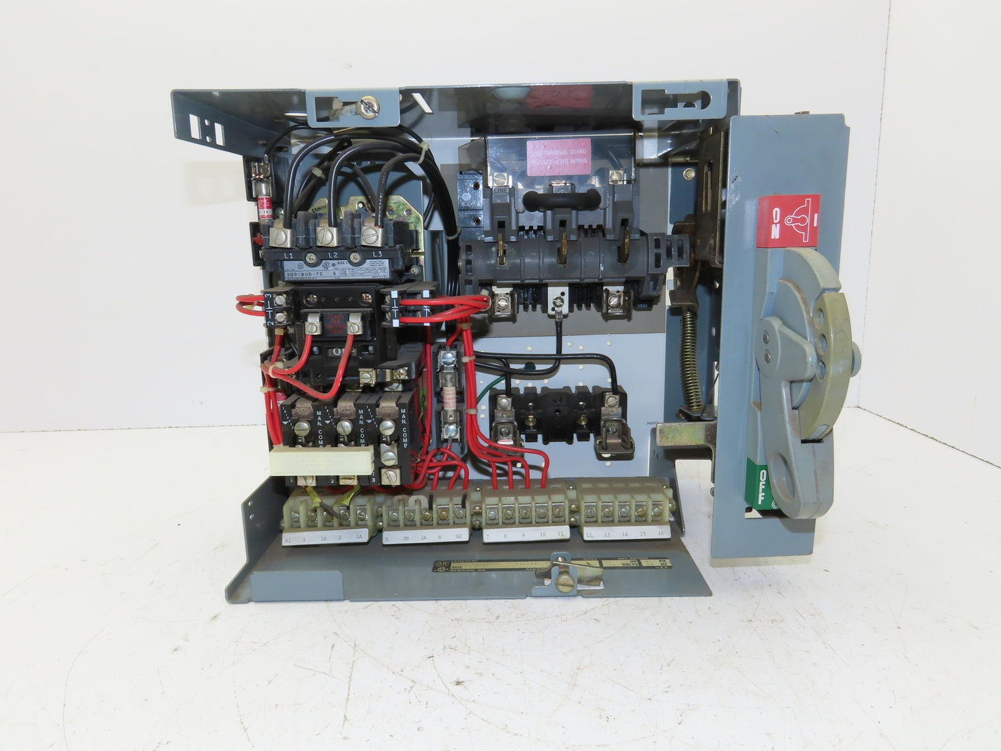 Allen Bradley MCC Bucket Motor Starter Contactor 10HP 600V 110V Coil Size 1