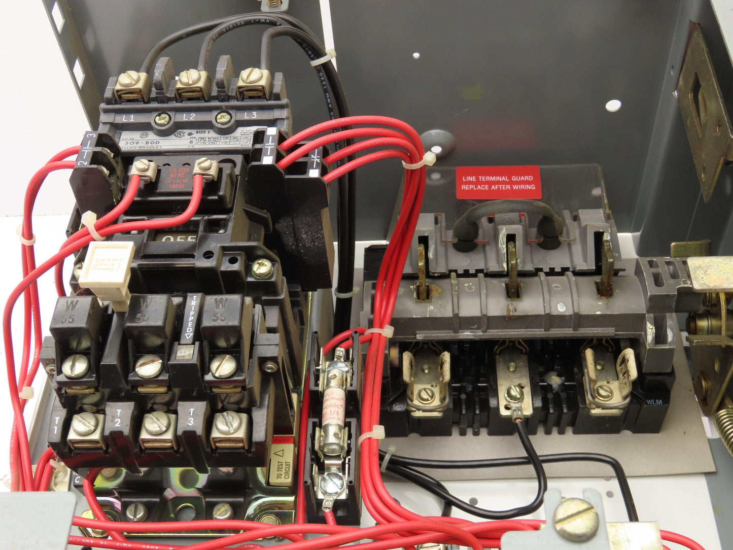 Allen Bradley MCC Bucket Motor Starter Contactor 10HP 600V 110V Coil Size 1