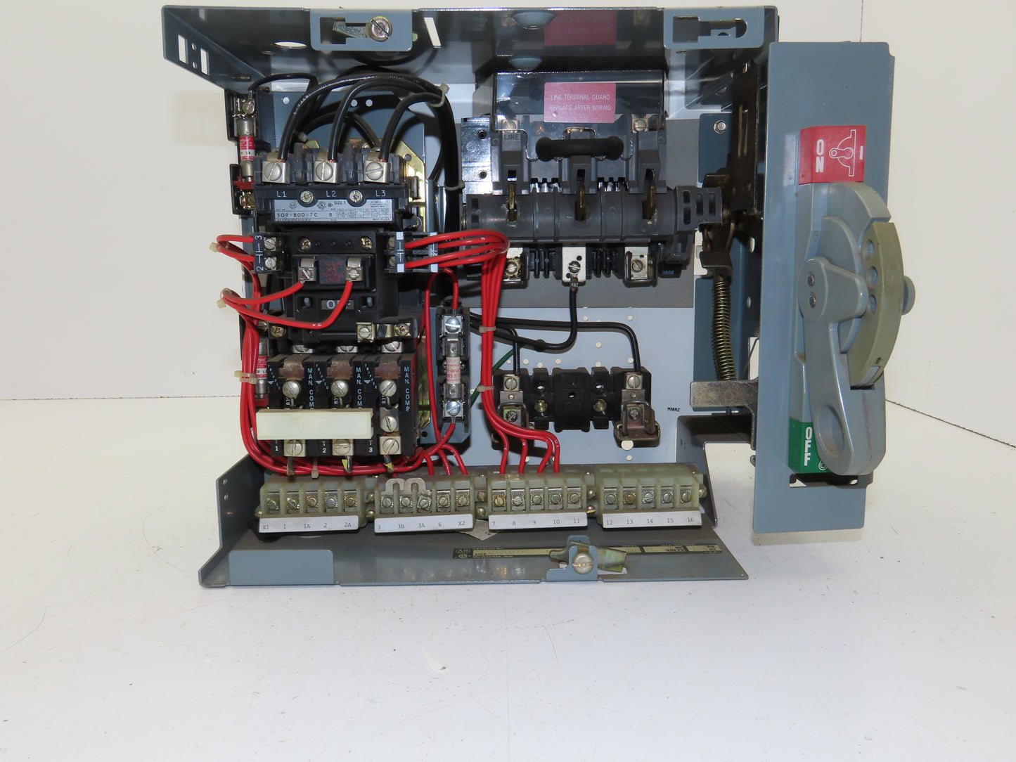 Allen Bradley MCC Bucket Motor Starter Contactor 10HP 480V 110V Coil Size 1