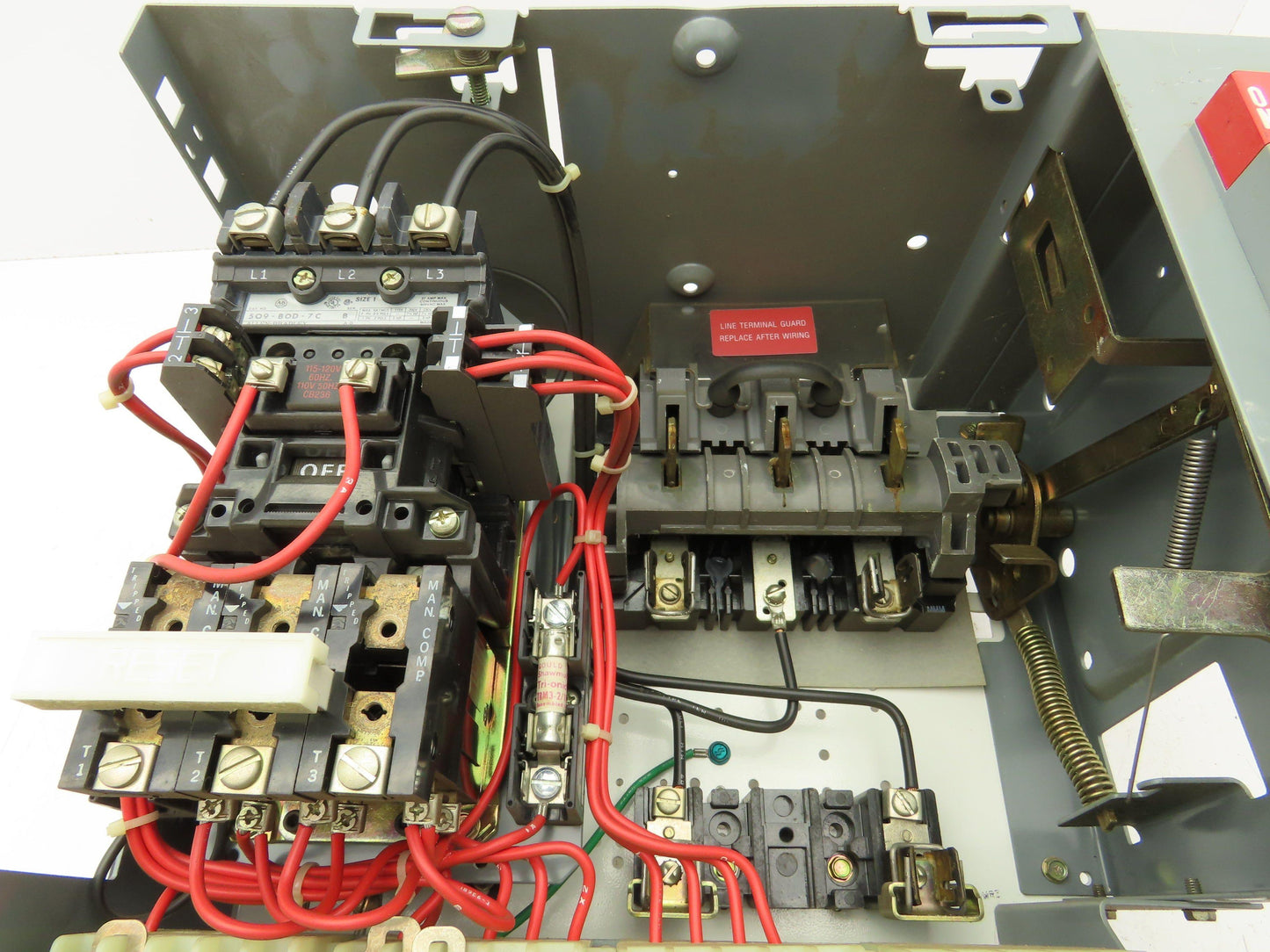 Allen Bradley MCC Bucket Motor Starter Contactor 10HP 600V 110V Coil Size 1