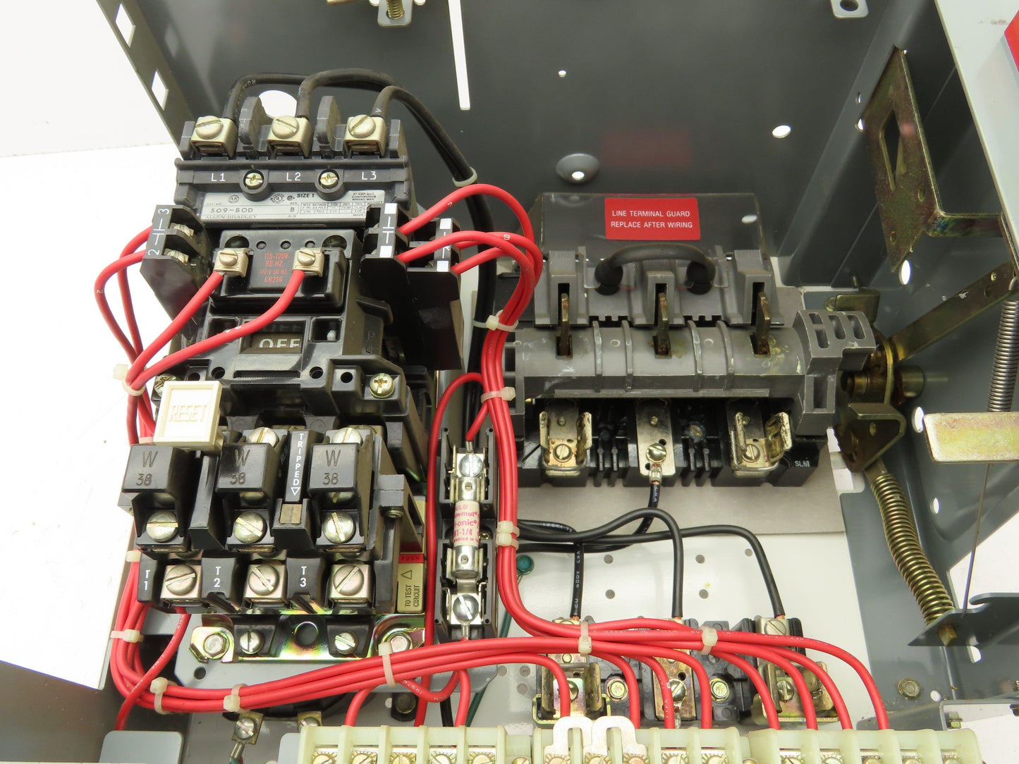 Allen Bradley MCC Bucket Motor Starter Contactor 10HP 600V 110V Coil Size 1