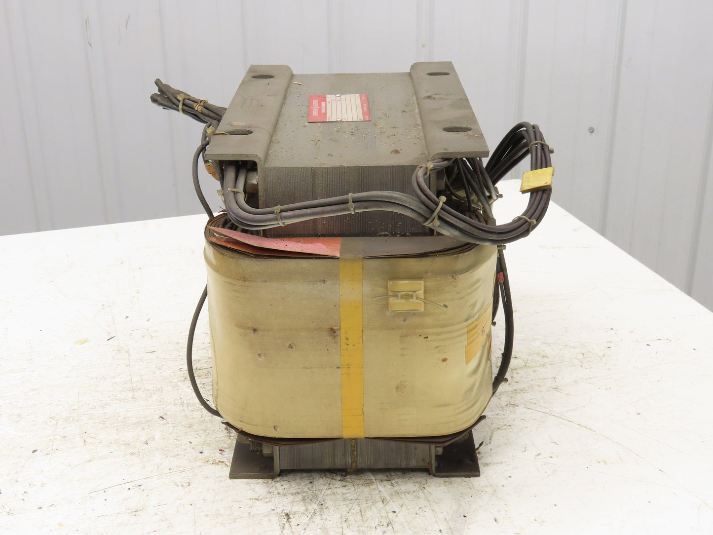GE General Electric 9T22B5025 Transformer 230/460V Delta Pri - 460Y /266V Sec