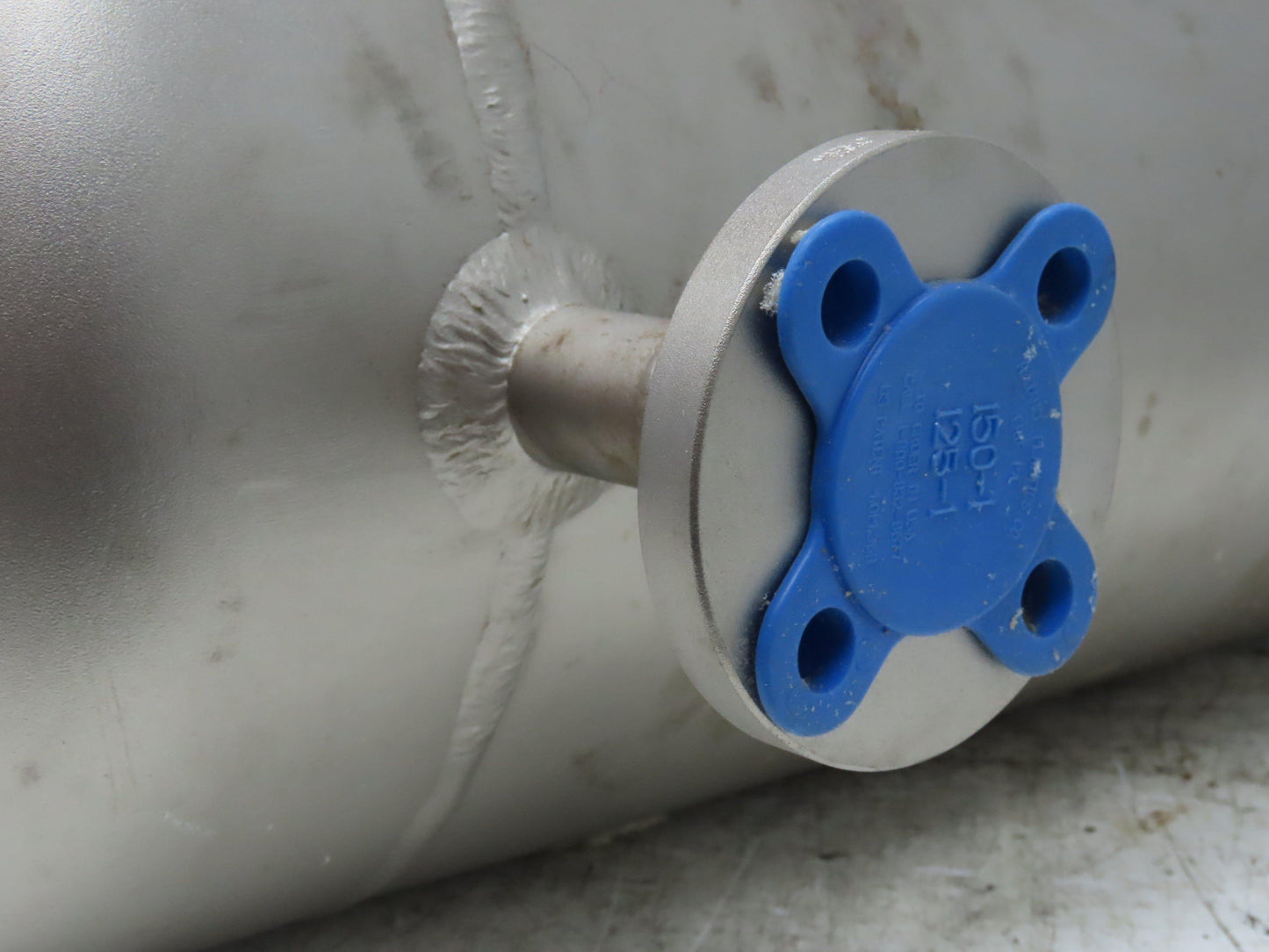 Micro Motion DE100S128NU Mass Flow Sensor Meter Type 5 650PSIG 1" ANSI Stainless