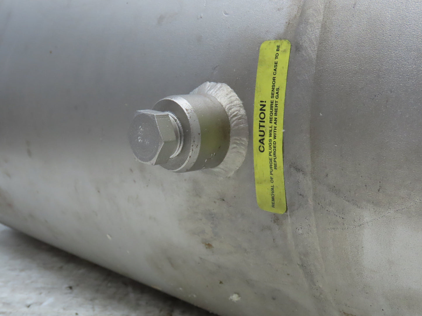 Micro Motion DE100S128NU Mass Flow Sensor Meter Type 5 650PSIG 1" ANSI Stainless