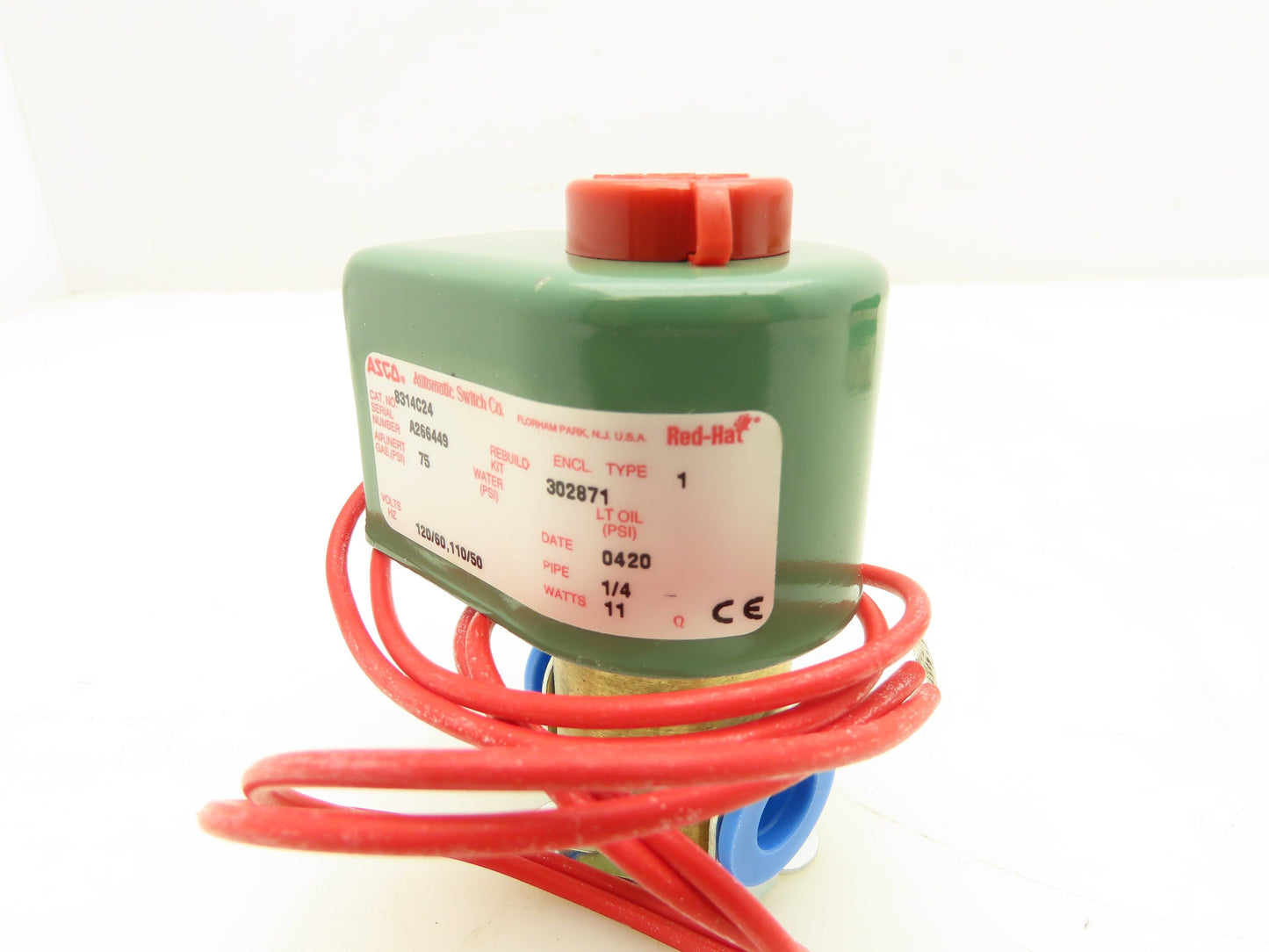 Asco 8314C24 Red Hat Solenoid Valve 120V 11W 75PSI 3 Way 1/4"NPT