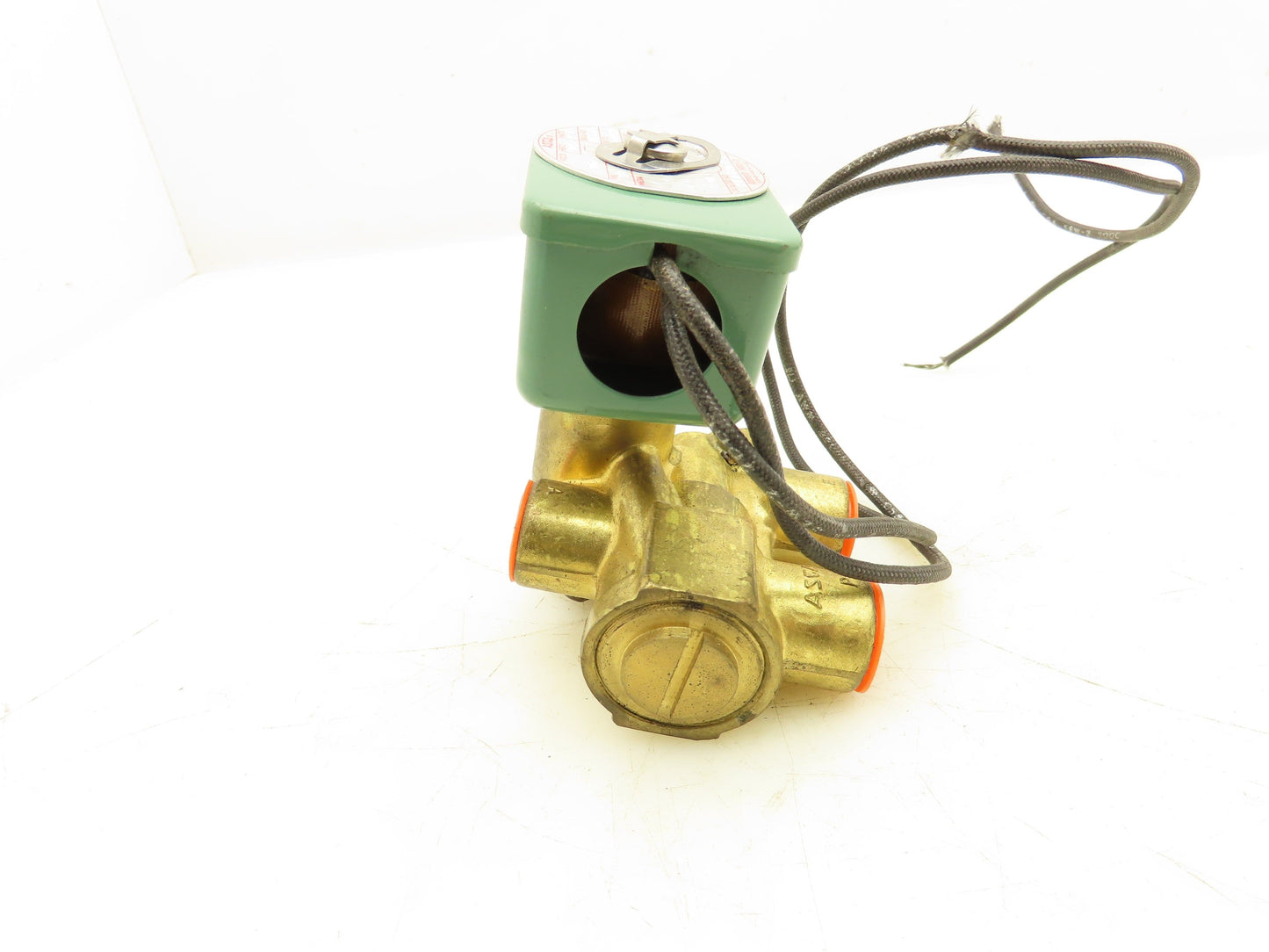 Asco HT8321A4 Solenoid Valve 125VDC 8.7W 3NO 3/8"NPT 9/32" Orifice 10-200PSI