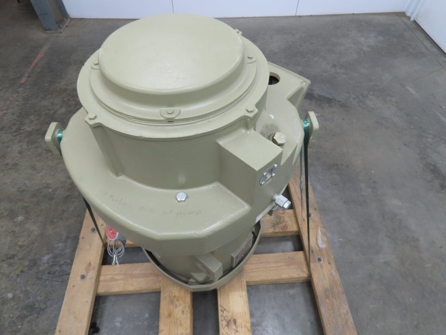 General Electric AC Motor 150Hp 440V 3Ph 3570RPM Frame L444VPZ20 Vertical Shaft