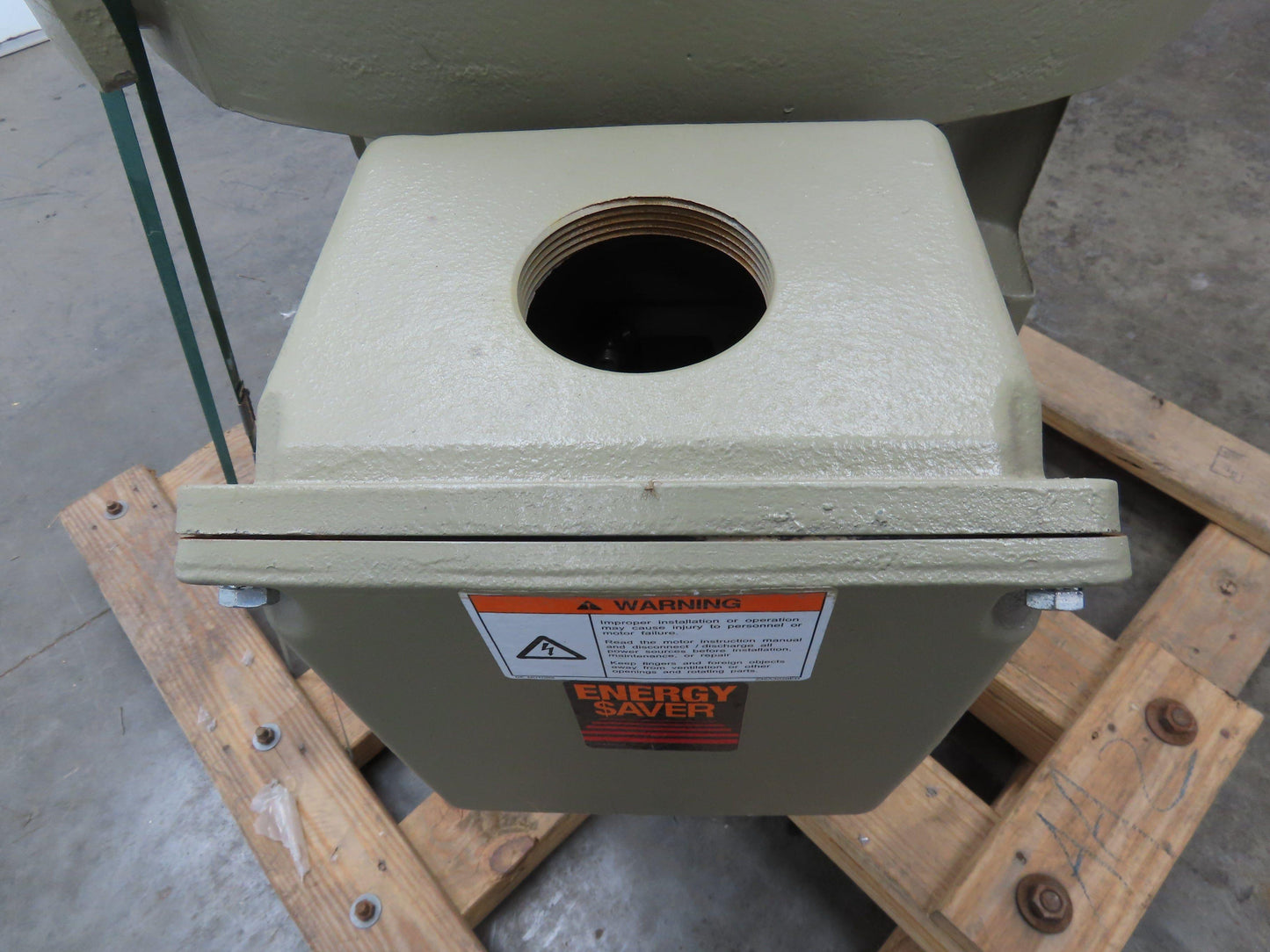 General Electric AC Motor 150Hp 440V 3Ph 3570RPM Frame L444VPZ20 Vertical Shaft