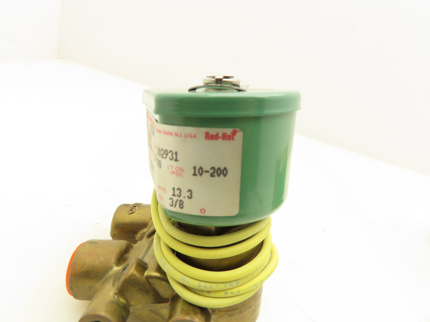 Asco HC8321A4 Red Hat Solenoid Valve 125DC 13.3W 10-200PSI 3 Way 3/8"NPT