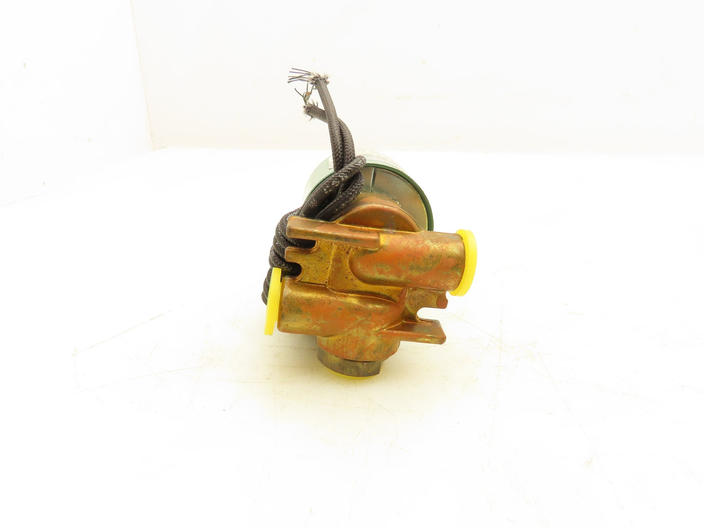 Asco HC8317A53 Red Hat Solenoid Valve 125V 17.4W 5-75PSI 1/4"NPT 3/32"Orifice