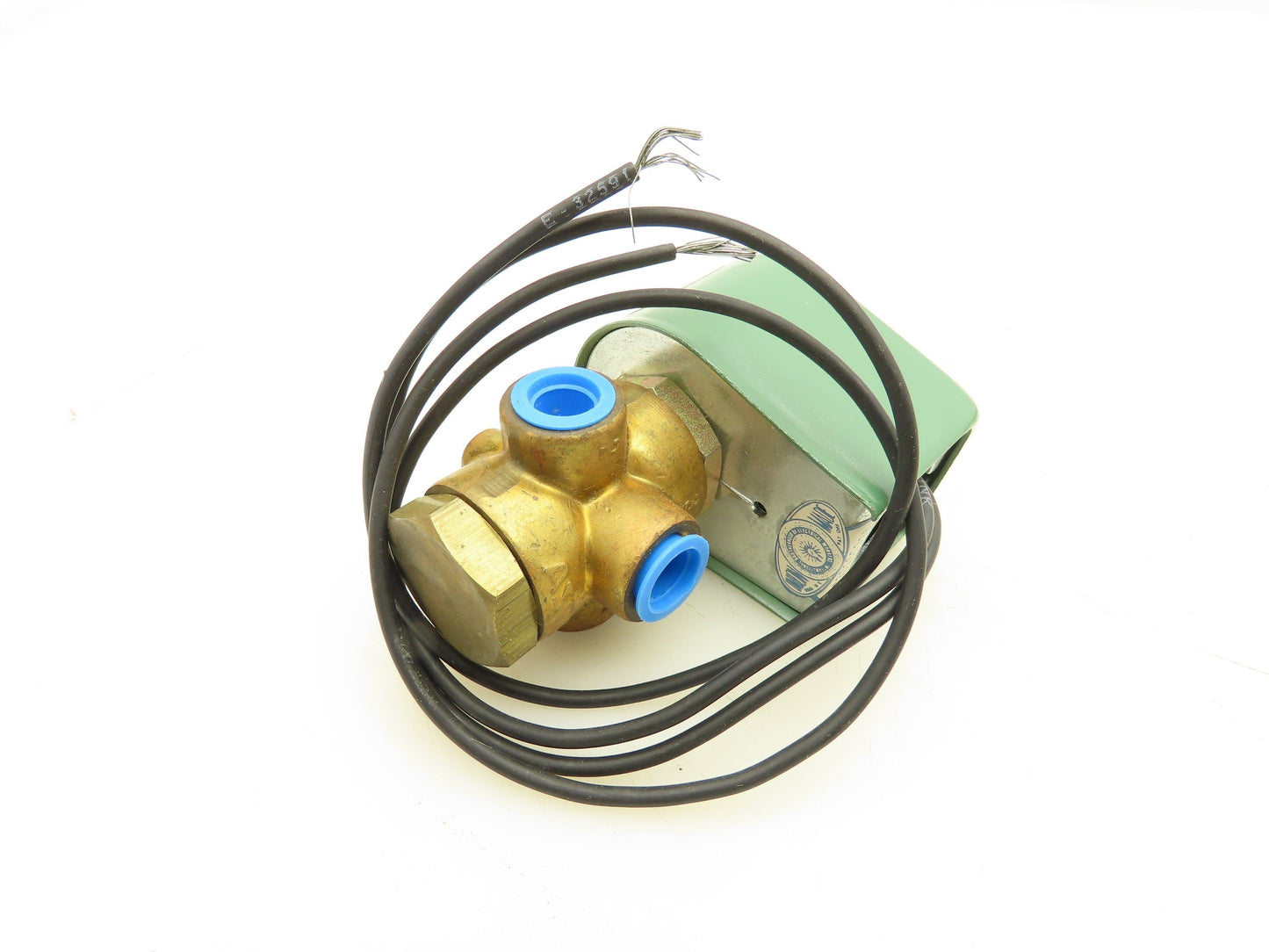 Asco 8320A188 Red Hat Solenoid Valve 120V 10.5W 3NC 45PSI 1/4"NPT 11/64"Orifice