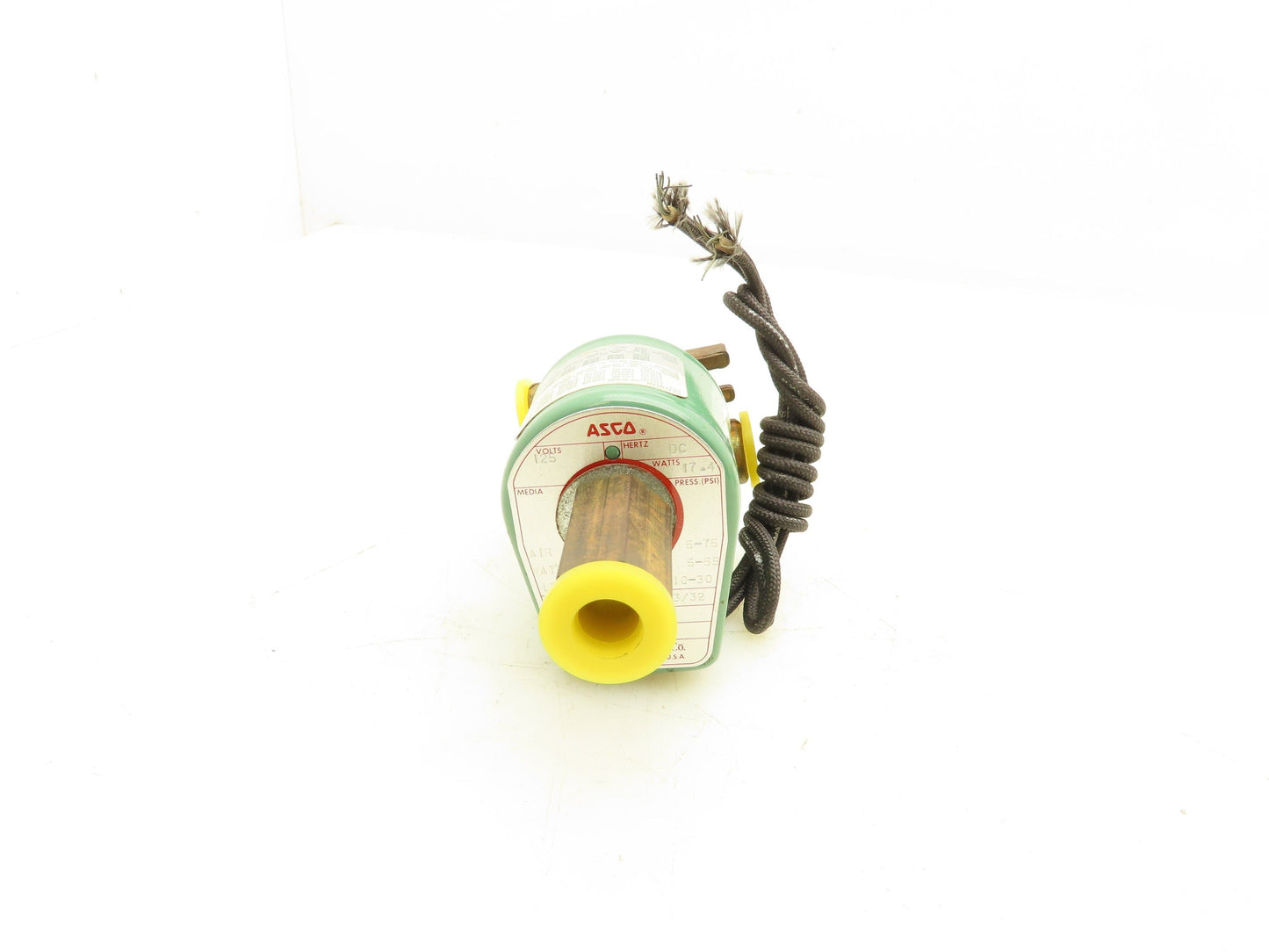 Asco 8317A35 Solenoid Valve 125V 17.4W 10-30PSI 3 Way 1/4"NPT 3/32"Orifice