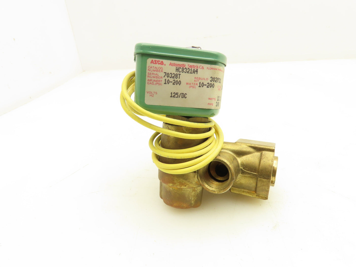 Asco HC8321A4 Red Hat Solenoid Valve 125DC 13.3W 10-200PSI 3 Way 3/8"NPT