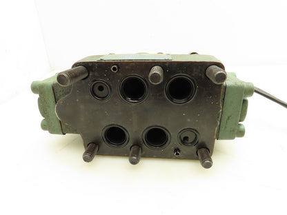 Vickers DG5S-8-6C-T-M-U-B5-30 Hydraulic Directional Control Solenoid Valve 120V