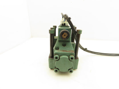 Vickers DG5S-8-6C-T-M-U-B5-30 Hydraulic Directional Control Solenoid Valve 120V