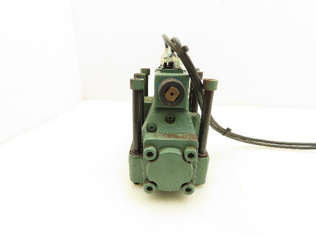 Vickers DG5S-8-6C-T-M-U-B5-30 Hydraulic Directional Control Solenoid Valve 120V