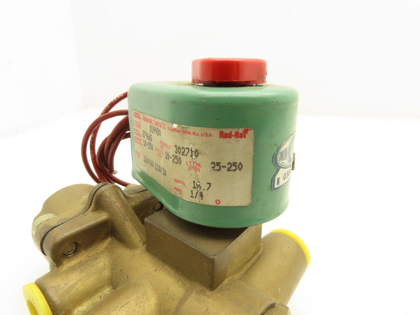 Asco 8344B0 Red Hat Solenoid Valve 3 Way 120V 16.7W 25-250PSI 1/4"NPT