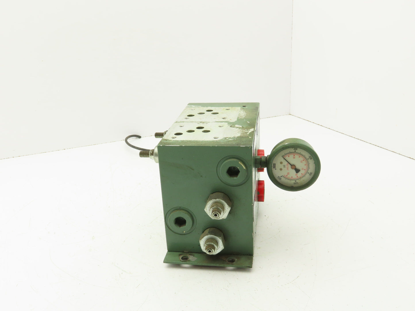 Sun Hydraulics H4251-01 Aluminum Manifold Block for D05 Directional Valves