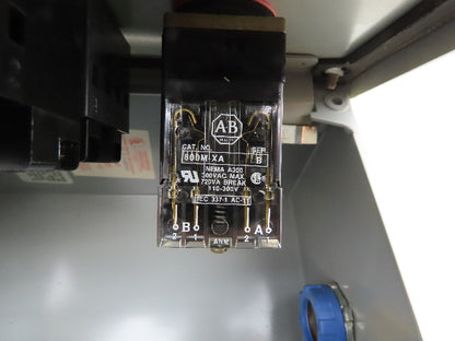 Hoffman 5 Pushbutton Operator Control Station Enclosure Micro Switch PWP On/Off