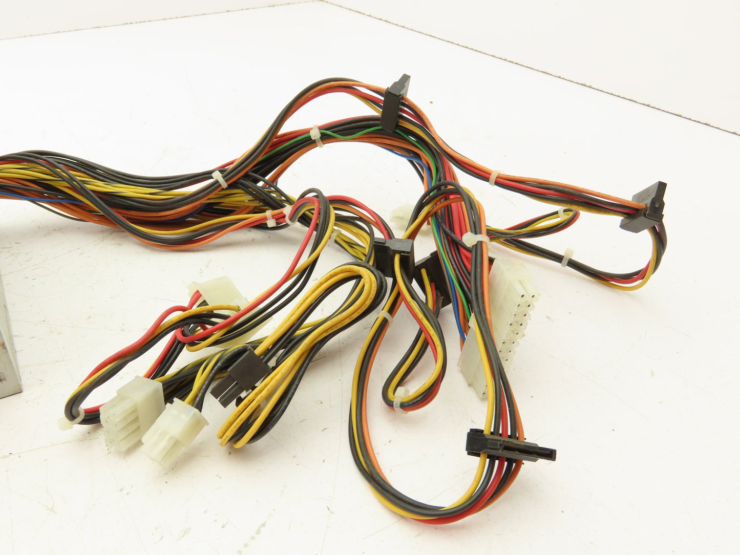 Sparkle Power SPI460PFB2 Switching Power Supply 80 Plus  460W 12V X Series