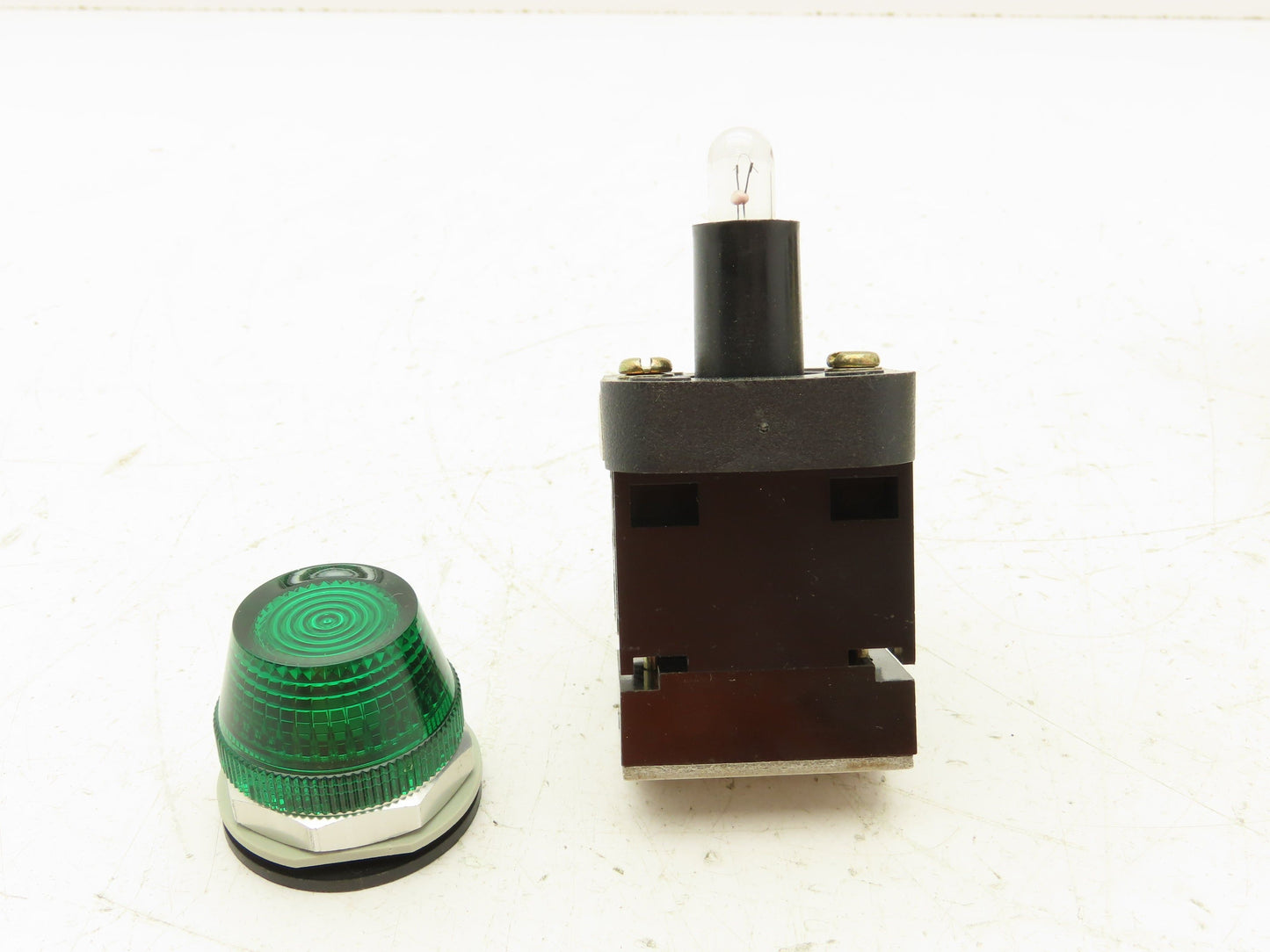 Allen-Bradley 800H-PK16 Pilot Light Green 120VAC Series B Lot Of 2