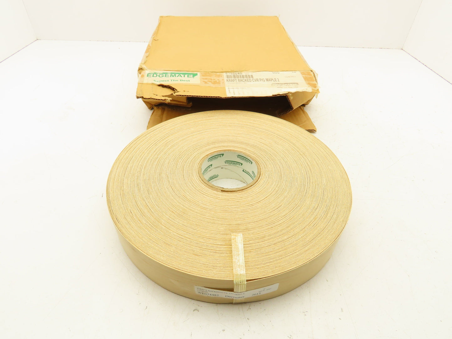 Edgemate 6752040 Maple Wood Veneer 2" Edgeband CVR Preglued 250'