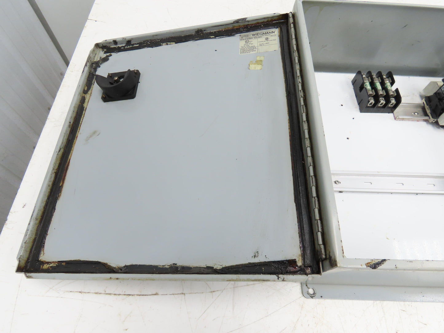 Wiegmann B161406CH Electrical Enclosure 16x14x6"Continous Hinged Type 12