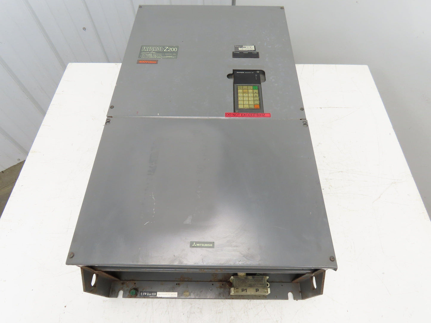 Mitsubishi FR-Z240-55K-UL Freqrol Z200 AC Drive VFD Inverter 75Hp 55kw 460V 3Ph