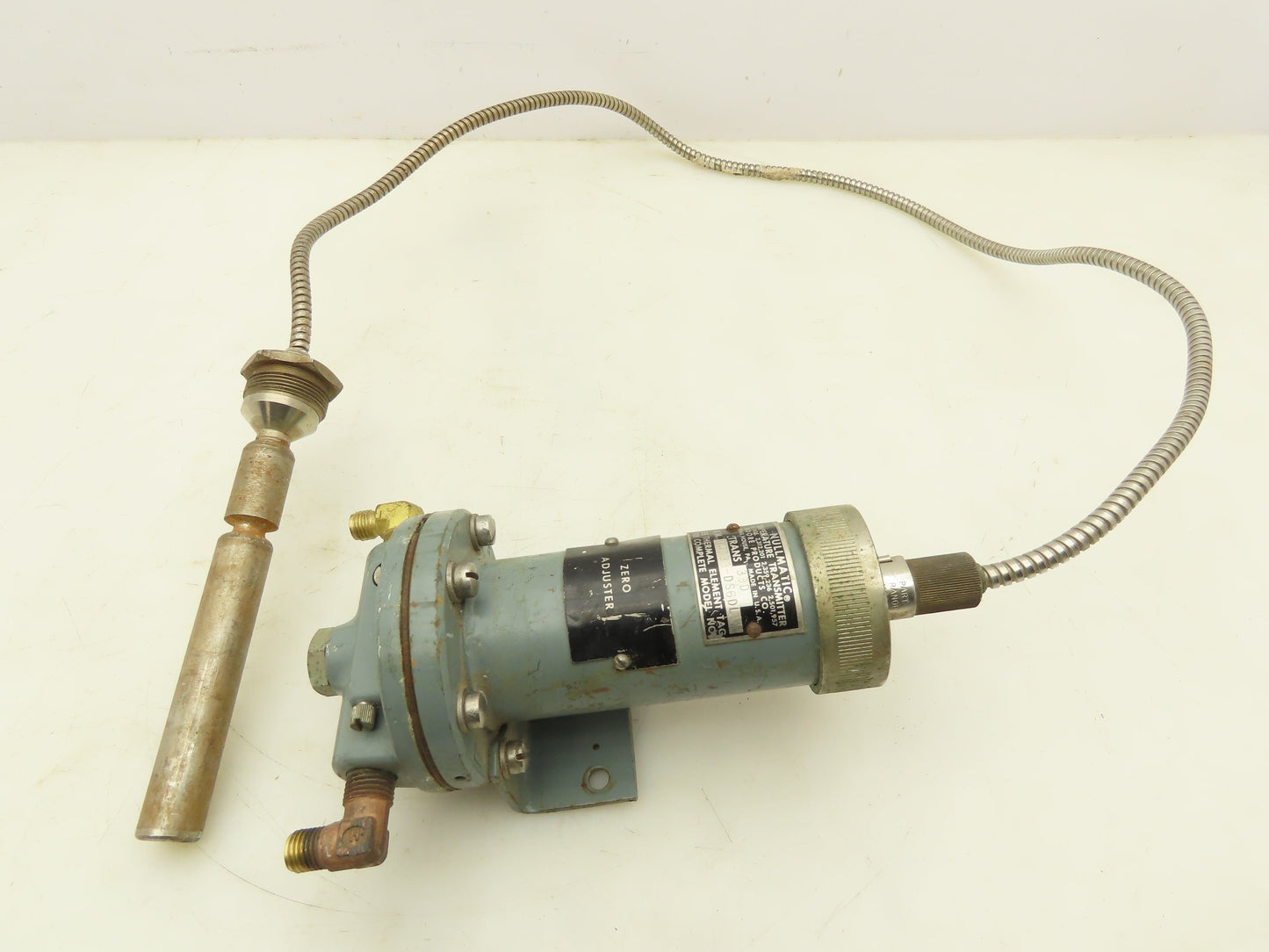 Nullmatic 33D Temperature Transmitter 6" Probe 30" Bendable Extension 20PSI