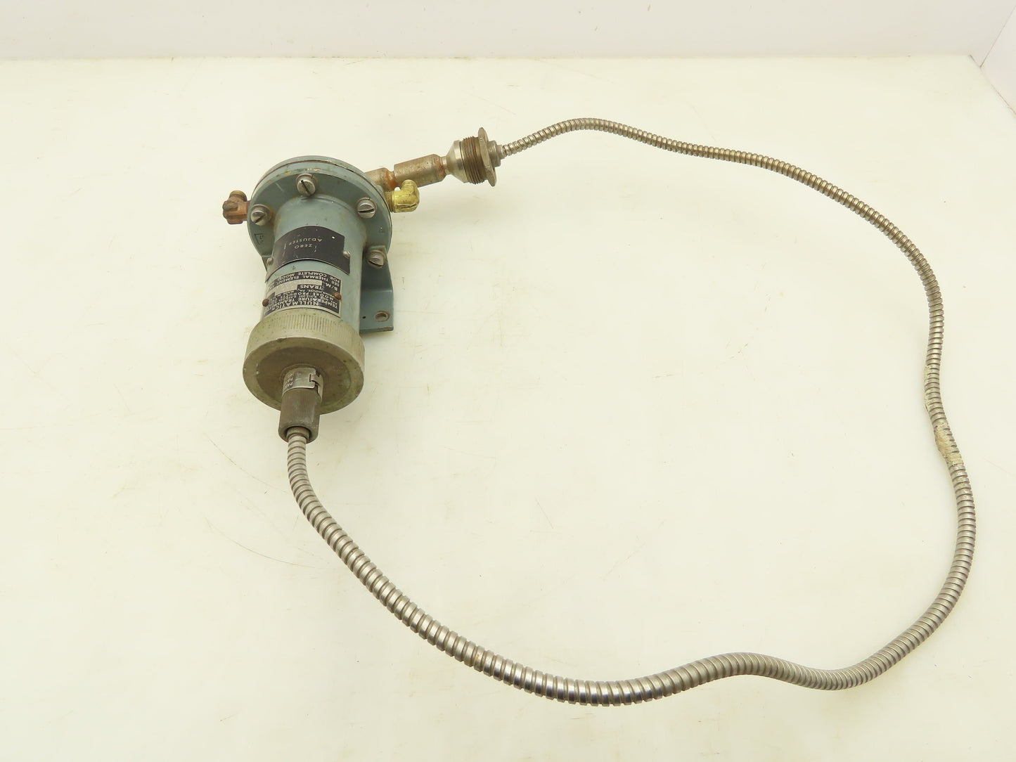 Nullmatic 33D Temperature Transmitter 6" Probe 30" Bendable Extension 20PSI