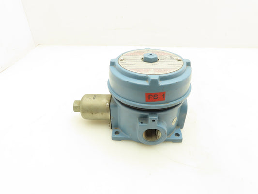United Electric Controls J120-164 Pressure Switch 480VAC 15A 4-200PSI  3/4"NPT