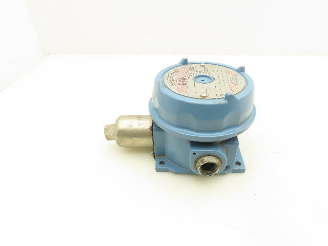 United Electric Controls J120-156-9778 Pressure Switch Model 156 480VAC 15A 100PSI 3/4"NPT