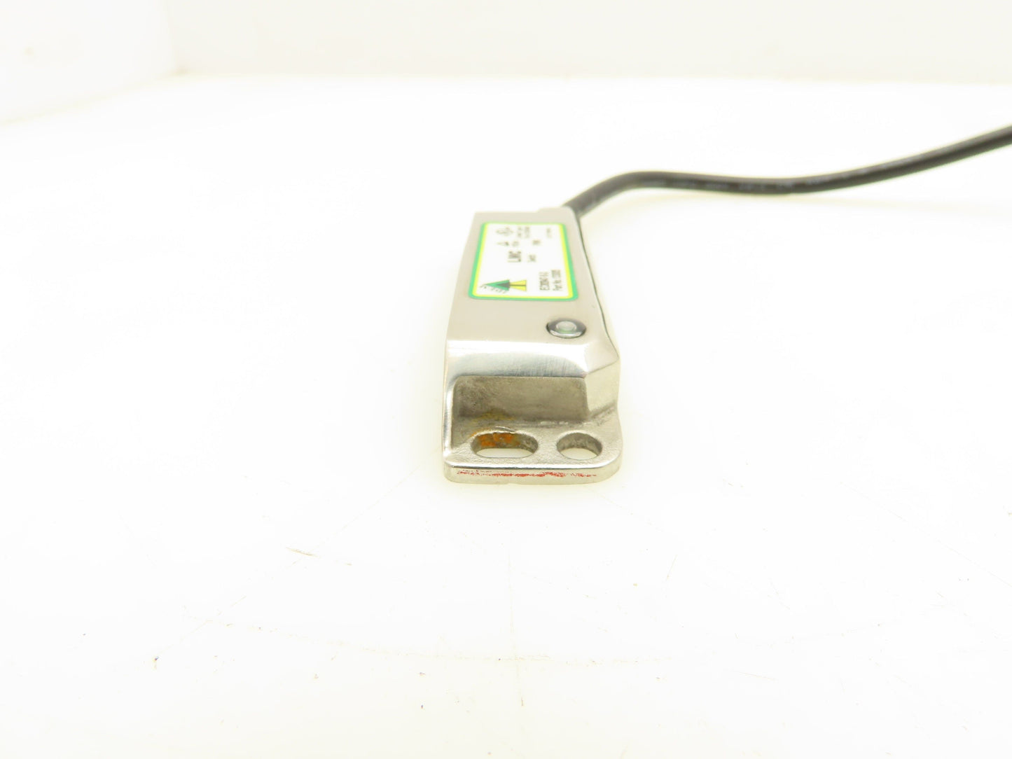 LMC 133005 Safety Switch No Actuator Sensor Switch