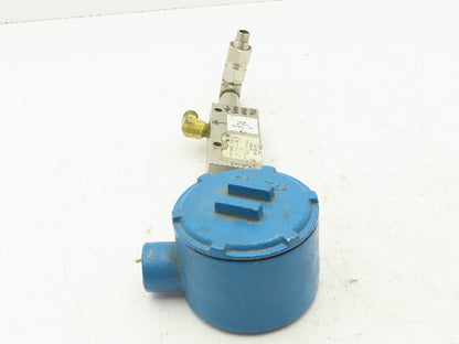 Gems Sensors FS-926 Liquid Flow Switch 240VAC 20VA 50-300CC/Minute 1/4"NPT