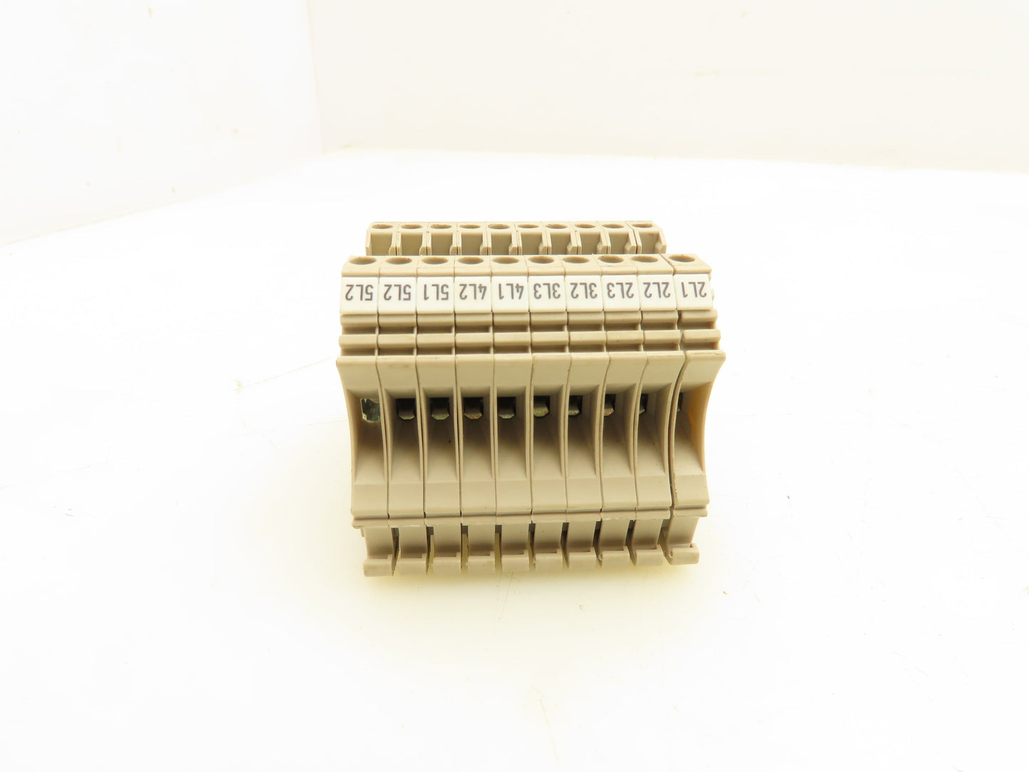 Weidmuller WDU 2.5 Terminal Block Tan 2.5mm 550V Lot of 30