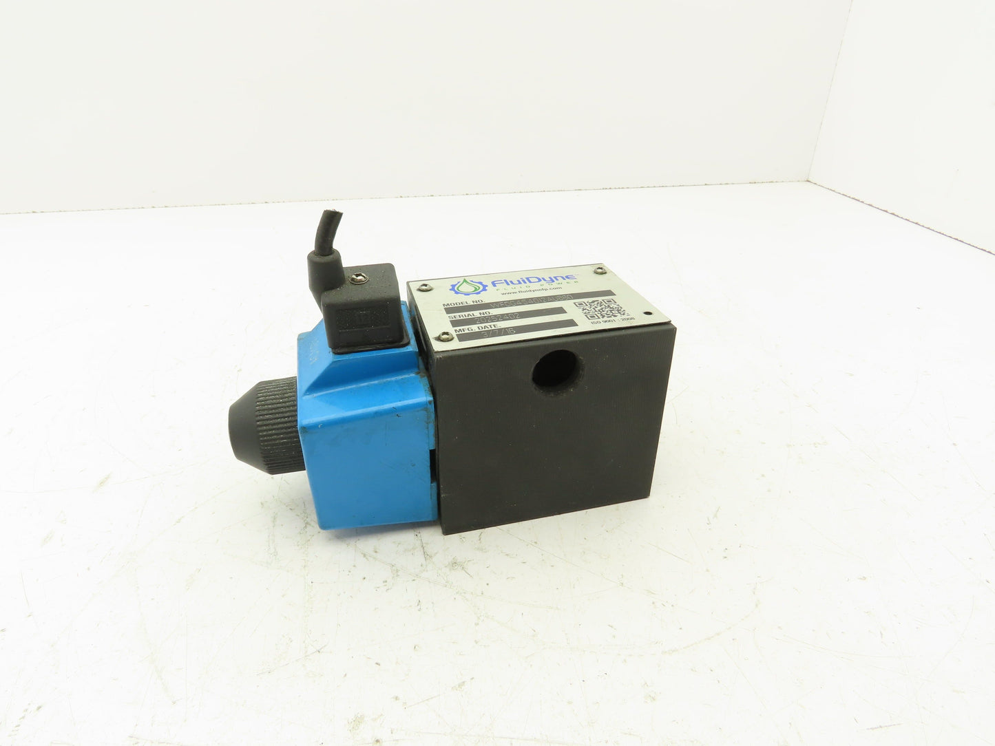FluiDyne WFDG4S4012AUB60 Hydraulic Directional Control Solenoid Valve 120V D05