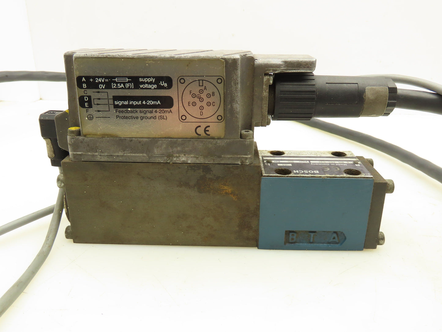 Bosch 0811404632 Proportional Servo Valve 4WRPEH 6 C3 B12L-2X/G24K0/F1M