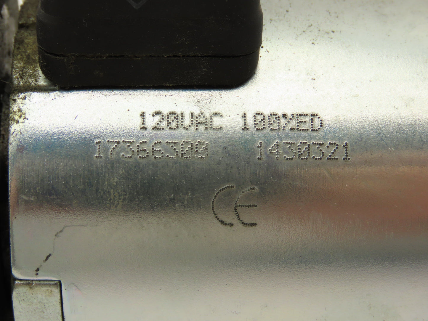 Argo Hytos RPE4-102R11/12060E5 Directional Control 4/2 Solenoid Valve 120V D05